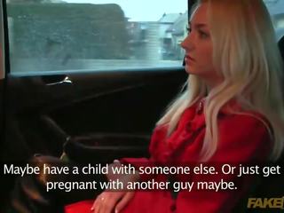 Taxi driver helpt tiener naar krijgen zwanger