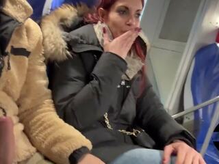 Faszverés gyors -val élvezéssel -ban a száj között vonat seats