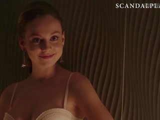 Ester exposito naakt seks film film scène in swell op scandalplanet